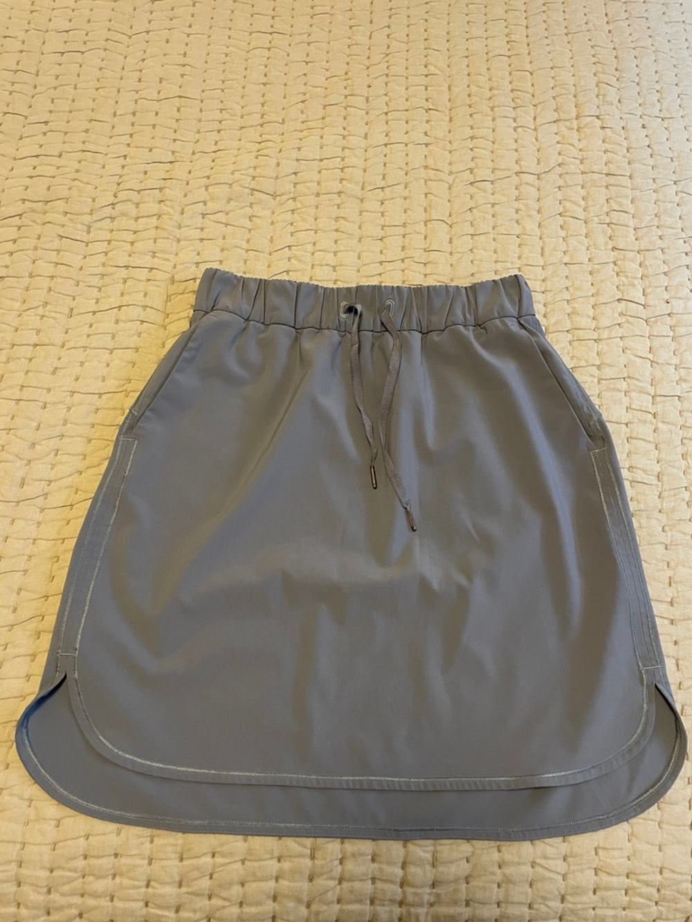 Lululemon on the fly skirt size 8